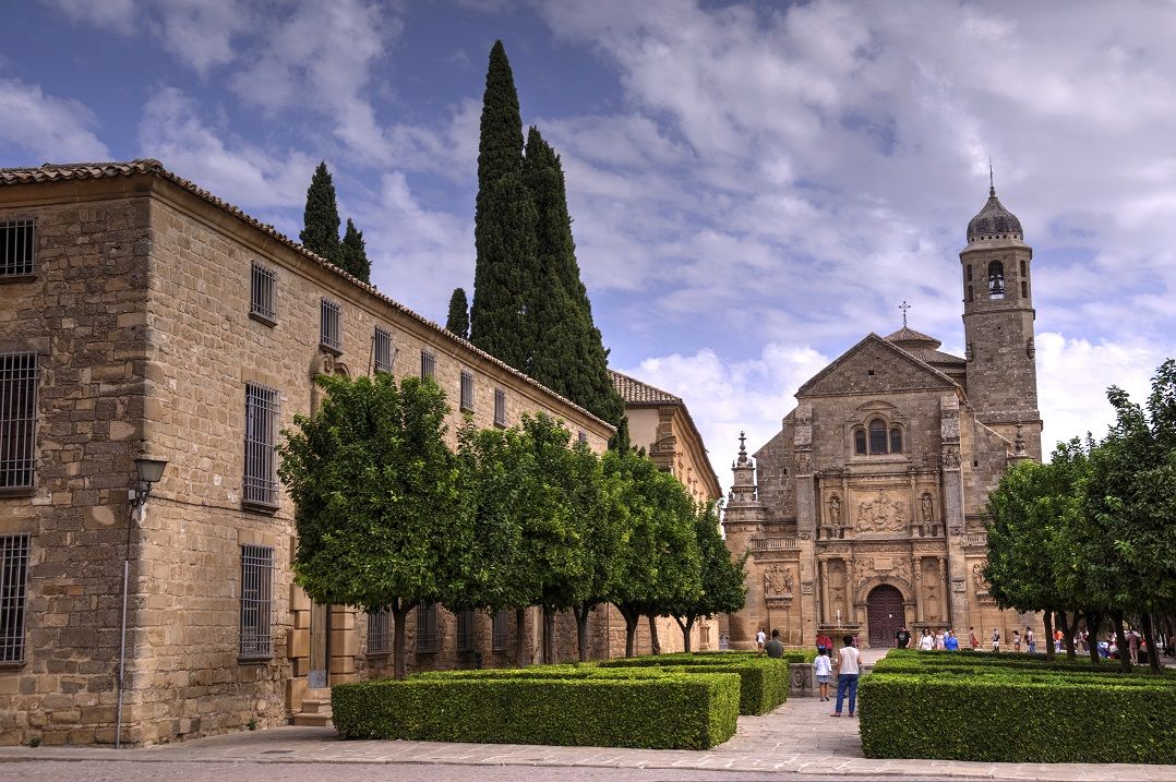 Hoteles en Ubeda y Baeza que ver Plaza