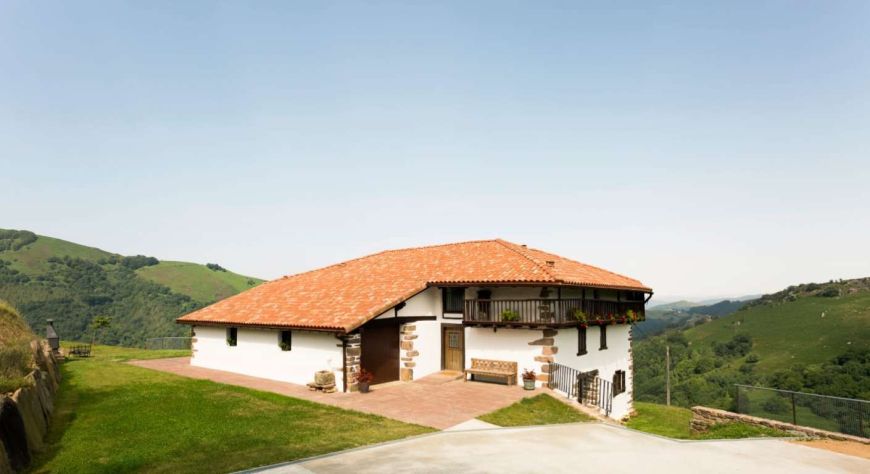 Full rental house Baserri - Etxalar- Navarra in Spain