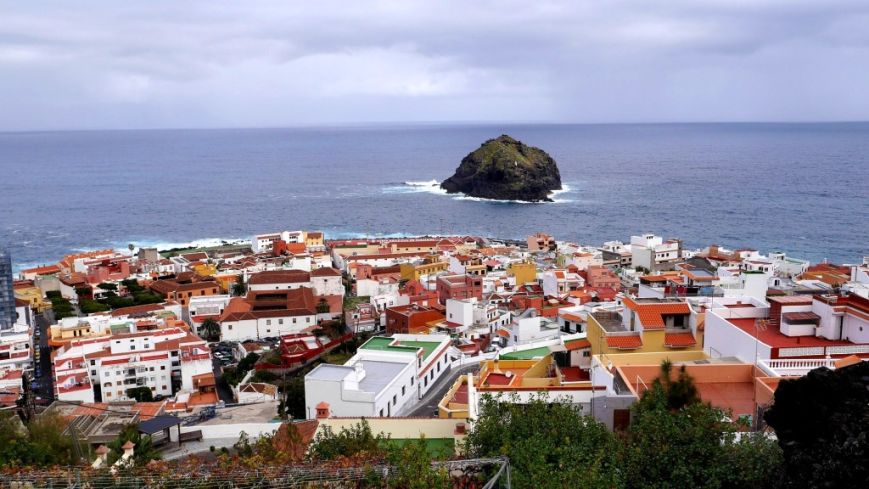 Lava y mar