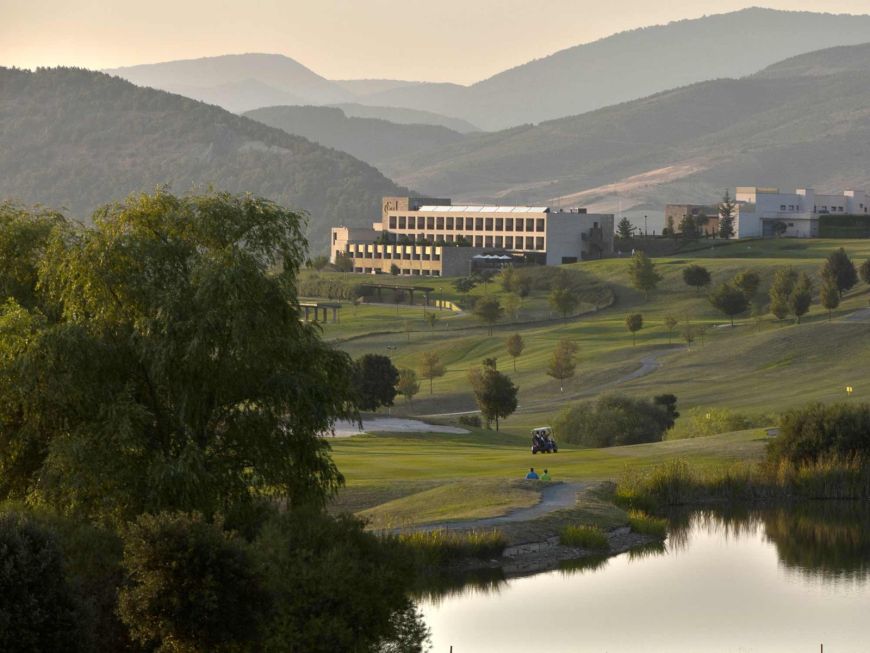 Hotel Castillo de Gorraiz Golf & Spa (Gorraiz – Navarra)
