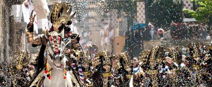 Moros y Cristianos de Alcoy (Alicante)