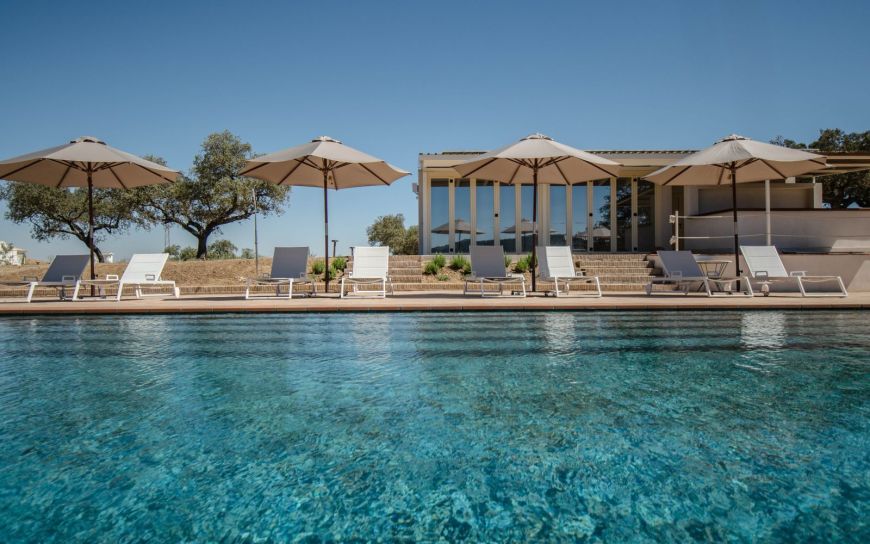 HOTEL BOUTIQUE LA DEHESA DE DON PEDRO con piscina
