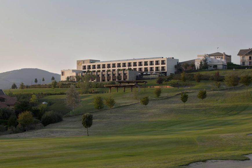 HOTEL CASTILLO DE GORRAIZ GOLF & SPA (GORRAIZ - NAVARRE)