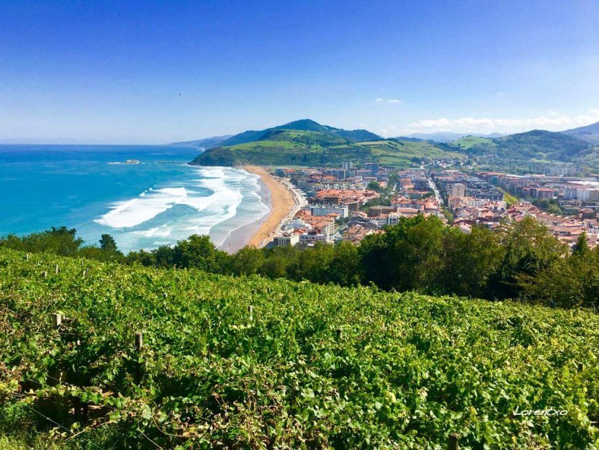 Ermita de Santa Bárbara entre Zarautz y Getaria
