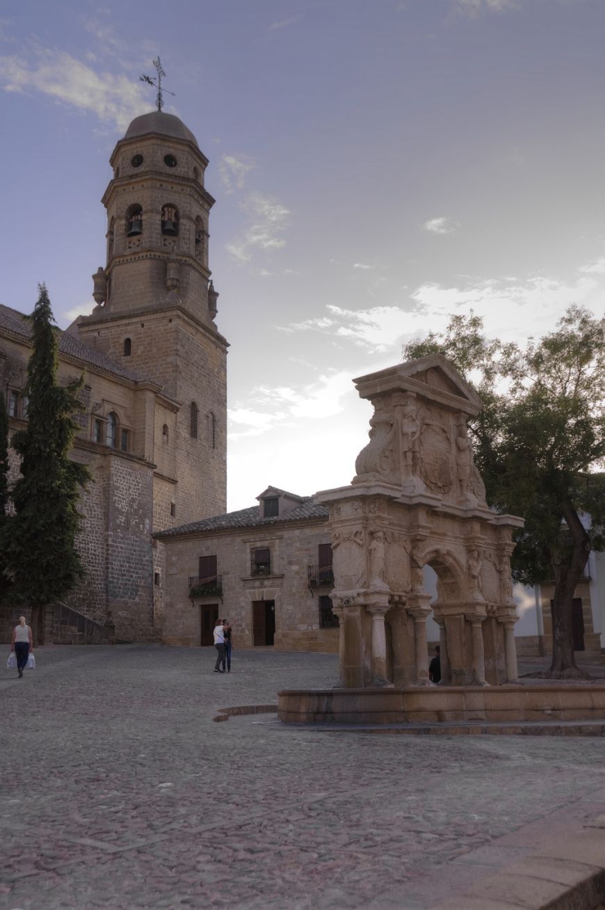Qué ver en Baeza - Plaza de Santa María de Baeza
