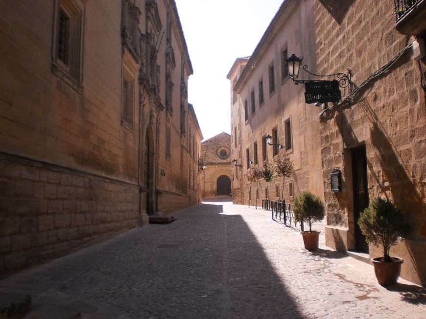 Qué ver en Baeza - Plaza de Santa Cruz (Baeza)