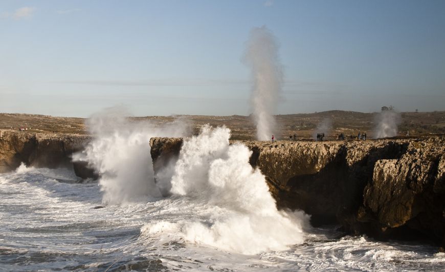Sabor a mar: Los bufones de Pría con niños en Asturias
