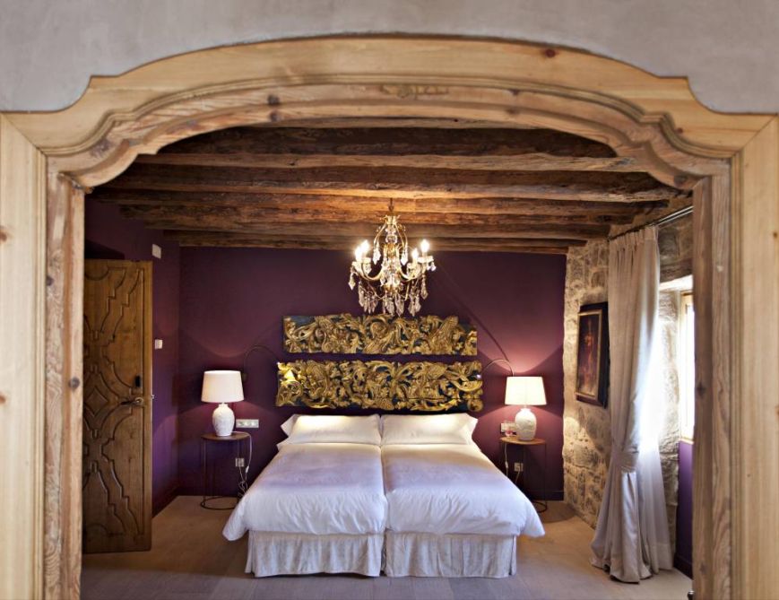 HOTEL VELLA FARGA (LLEIDA, ESPAÑA)