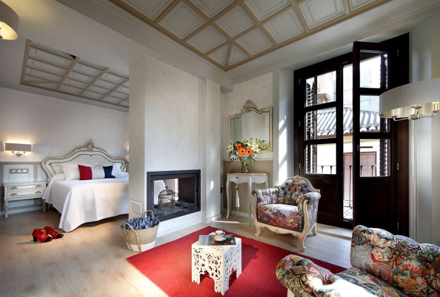 Viajes en tren por España Granada: Casa Palacete 1822
