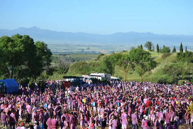 BATTLE OF THE WINE IN HARO (LA RIOJA)