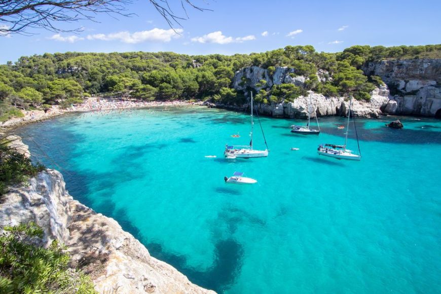 4. PLAYAS Y CALAS IBICENCAS