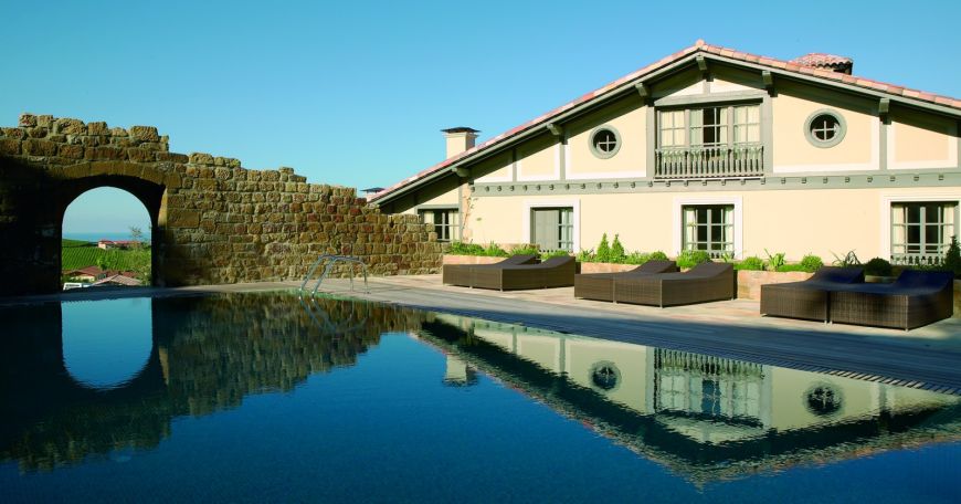 Piscina- Hotel Iturregi (Guipúzcoa)