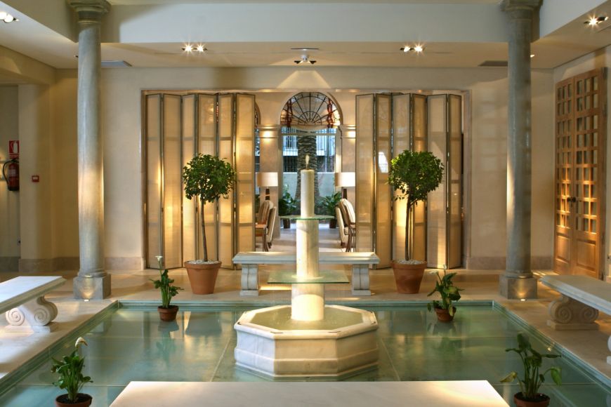 HOTEL VILLA ONIRIA: COMING BACK TO GRANADA IS ALWAYS A VERY GOOD IDEA