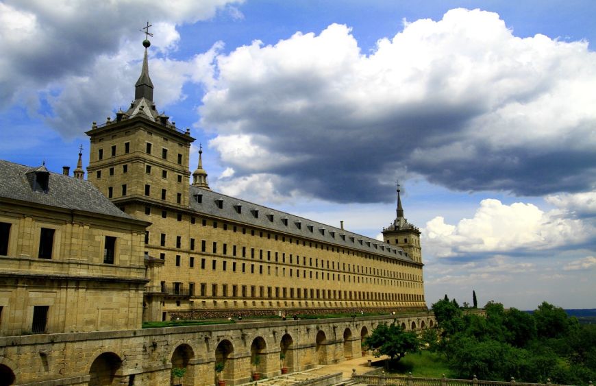 2. Visita el Monasterio del Escorial (Madrid)