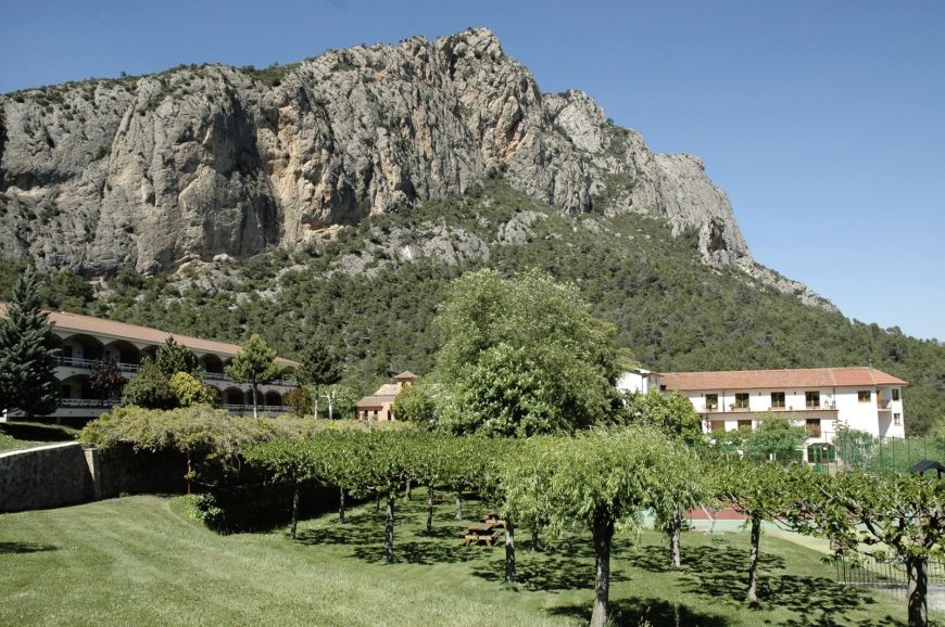 1.  HIKING AT THE MASSIF OF SANT HONORAT I ROCA DEL CORB (LLEIDA)