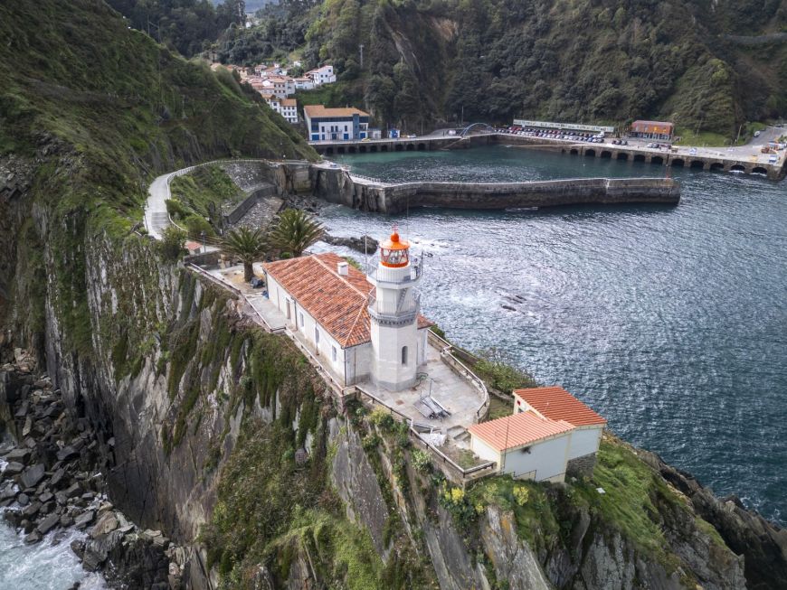Faro de Cudillero, Asturias