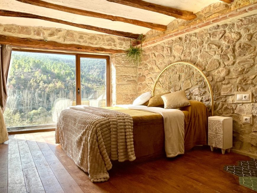 1. La Casuna de la Una (Olba, Teruel)