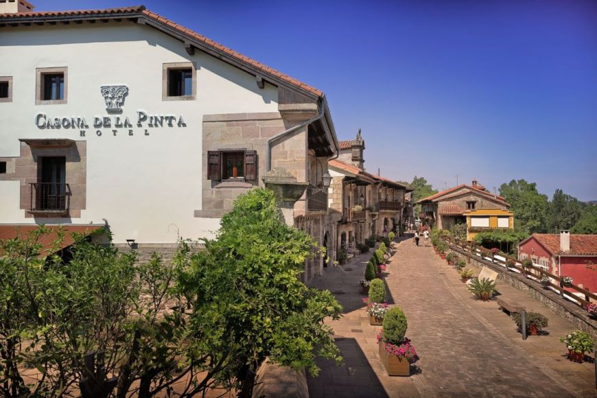 Casona de la Pinta (Cantabria)
